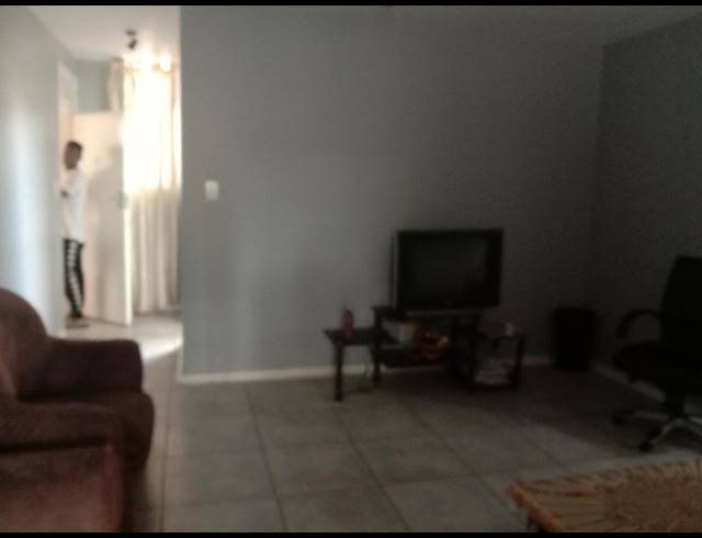 3 BEDROOM APARTMENT FOR SALE IN SUNNYSIDE